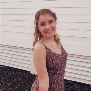 Meet your Posher, Mallory